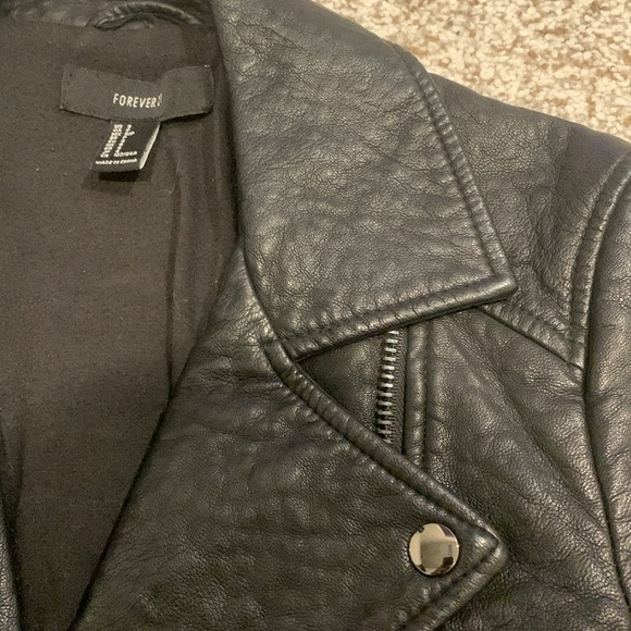 Vegan Leather Jacket Women's Small - Picture 4 of 11